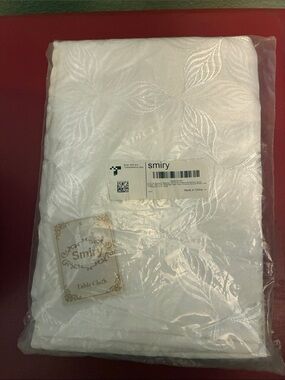 Smiry White Waterproof Jacquard Leaf Tablecloth